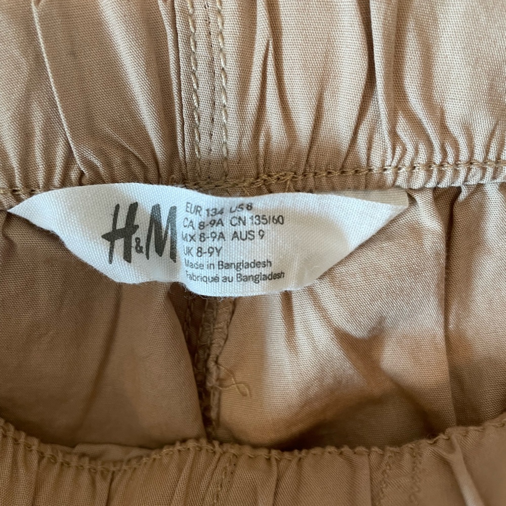 H&M Shorts - Picture 6 of 6